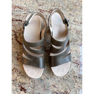 Dansko Tan Brown Buckle Slide Heels Comfort Sandals EU 37 US 6.5–7 Open Women